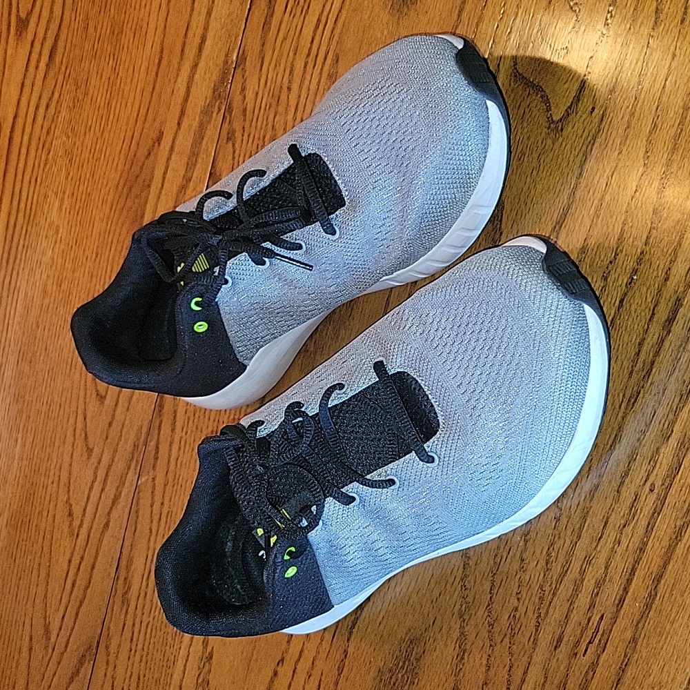 Under Armour Micro G Pursuit 4E